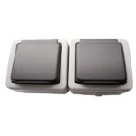 EUROLAMP 147-16213 ΠΡΙΖΑ ΣΟΥΚΟΥ ΔΙΠΛΗ ΜΕ ΚΑΠΑΚΙ ΓΚΡΙ IP54