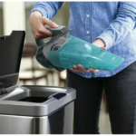 BLACK&DECKER WDA320J-QW ΣΚΟΥΠΑΚΙ ΧΕΙΡΟΣ 10.8V ΜΠΛΕ