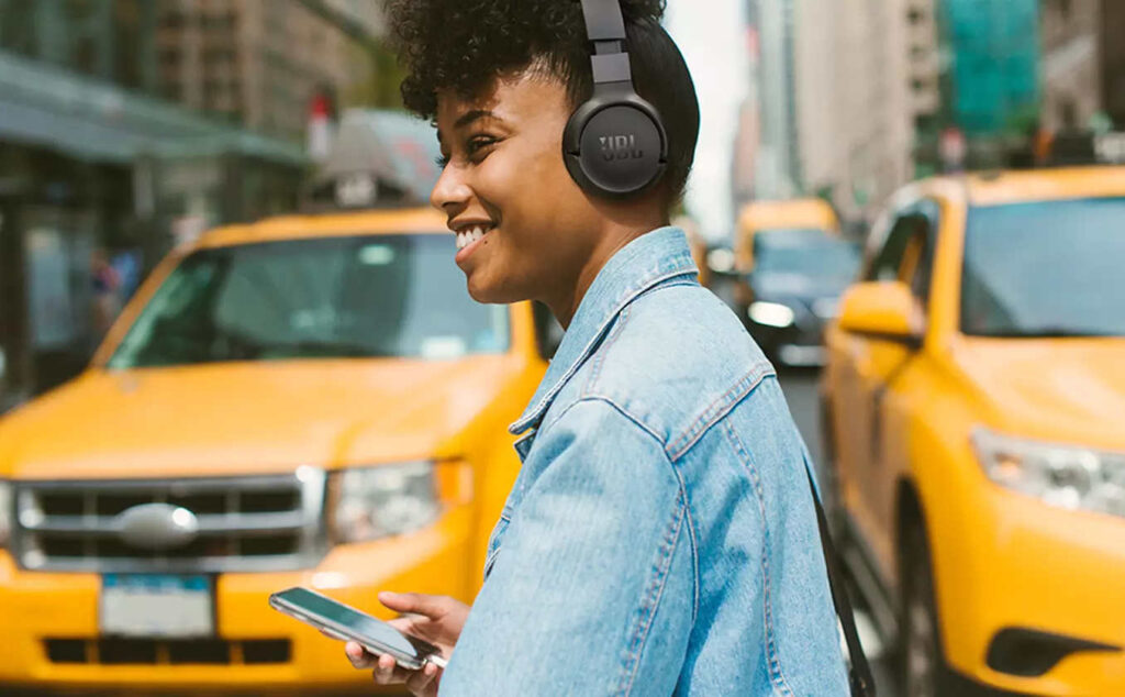 JBL-670NC